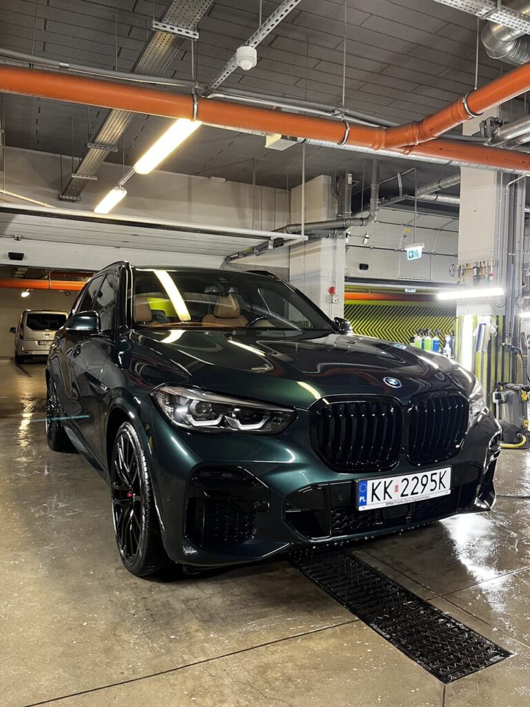 Myjniawizjonerow.pl; Powłoki ceramiczne i korekty lakieru;